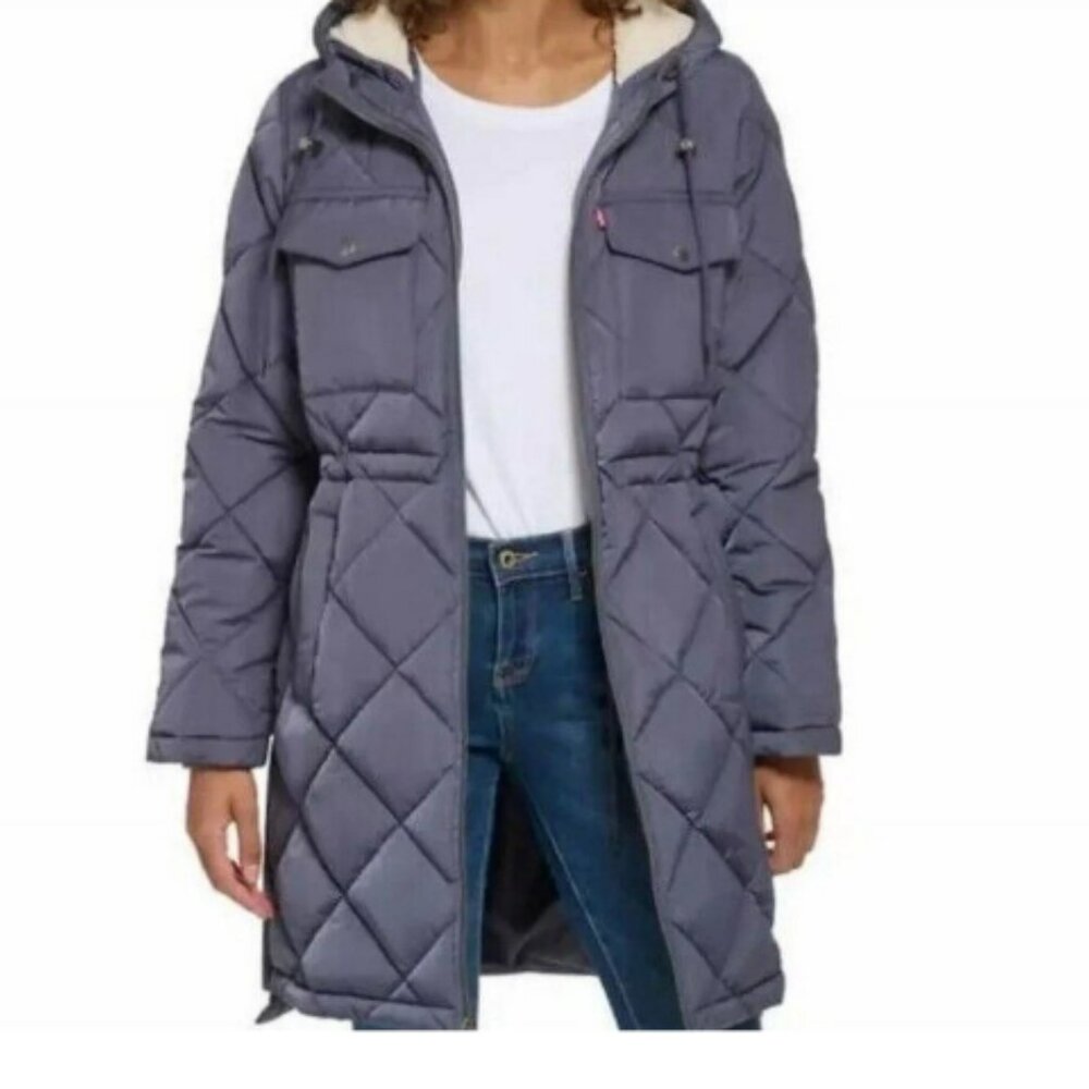 Levi's Women's Quilted Parka Jacket with Plush Hood, Odyssey Gray Size: Small - Picture 2 of 5